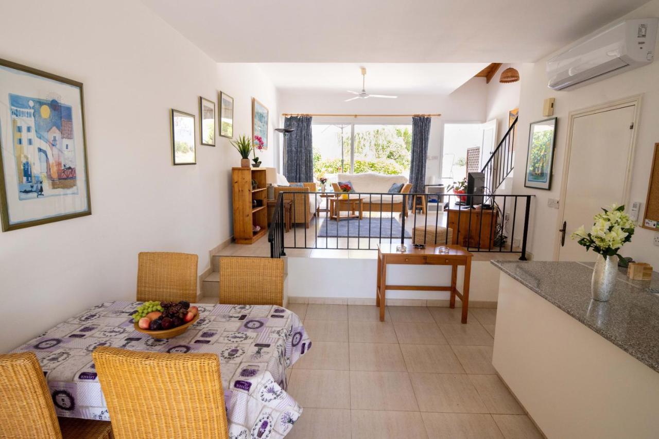 Sunset Villa Polis Bagian luar foto